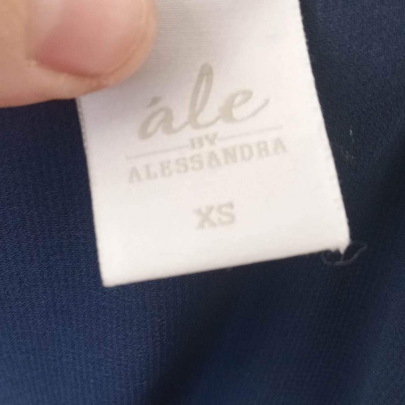 ále by alessandra navy and white dress xs textured and structured - Picture 2 of 6